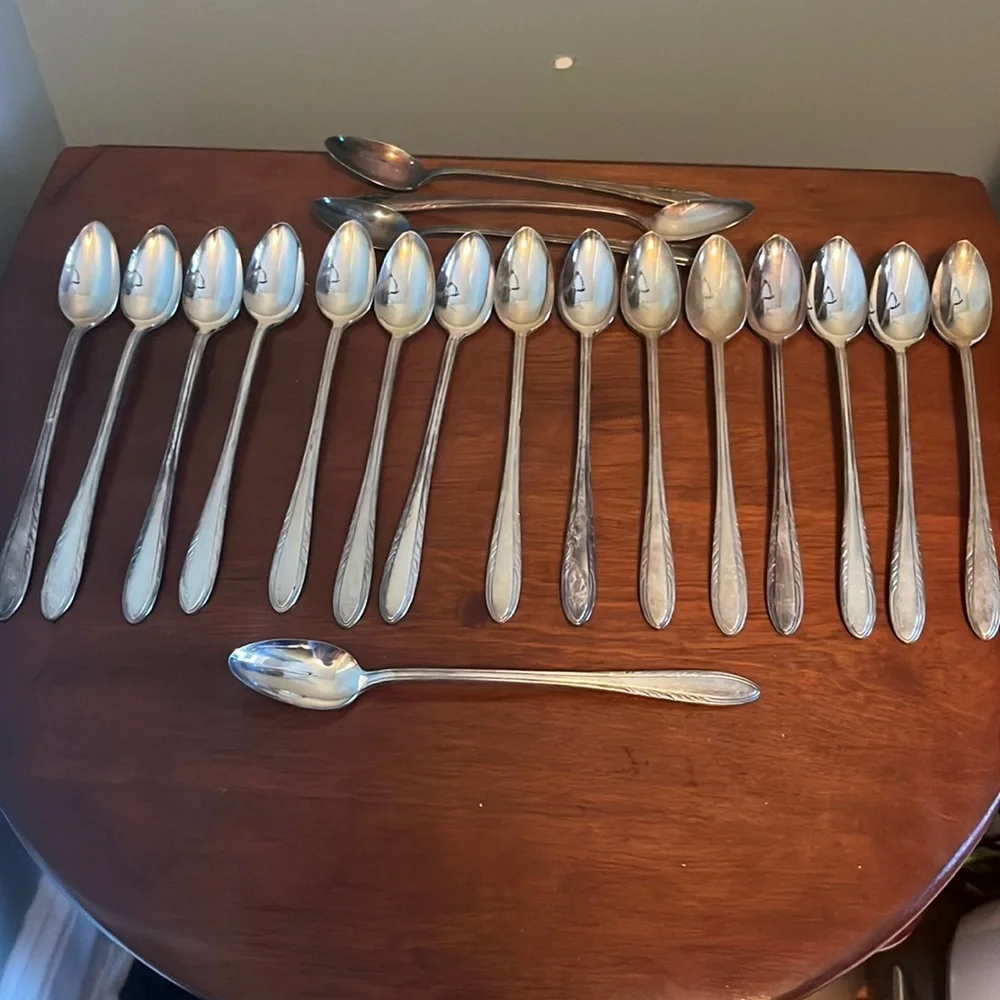 Flame (Silverplate, 1938) by National Silver Co Iced Tea Spoons Set of 19 Dining